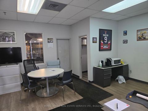 Photo 3 at 10 - 176 Rivermede Road, Concord, Vaughan