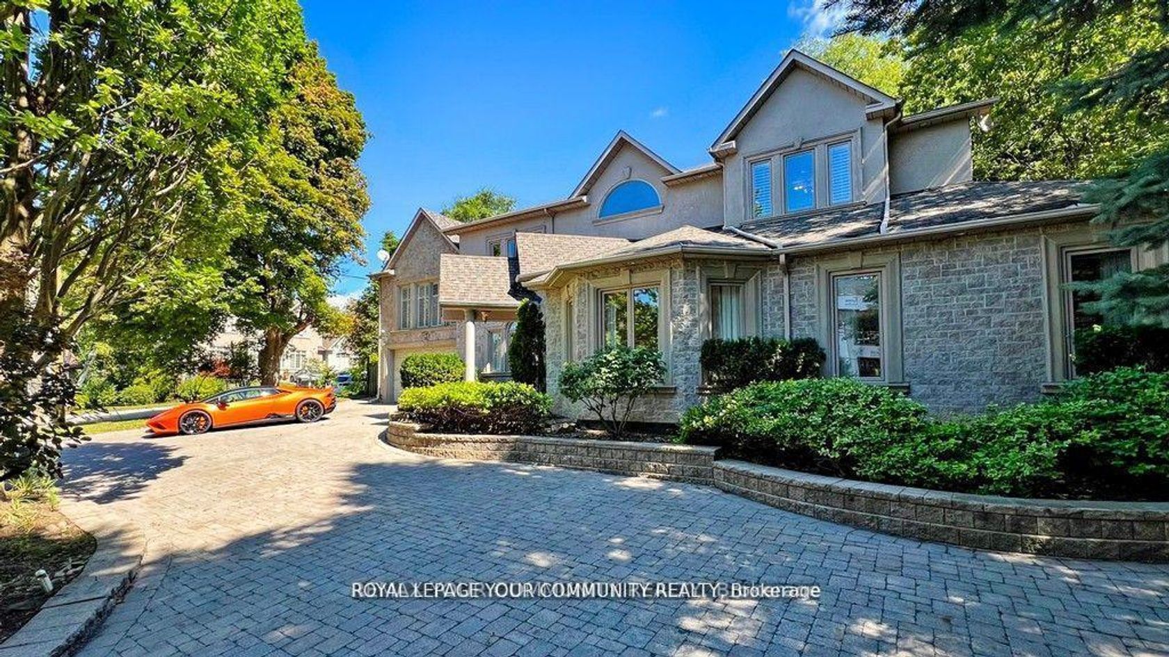 43 Denham Drive, South Richvale, Richmond Hill photo number 2