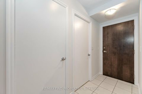 Photo 4 at 1505 - 12 Yonge Street, Waterfront Communities C1, Toronto
