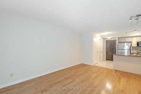 Photo 13 at 1505 - 12 Yonge Street, Waterfront Communities C1, Toronto