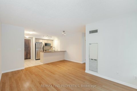 Photo 15 at 1505 - 12 Yonge Street, Waterfront Communities C1, Toronto
