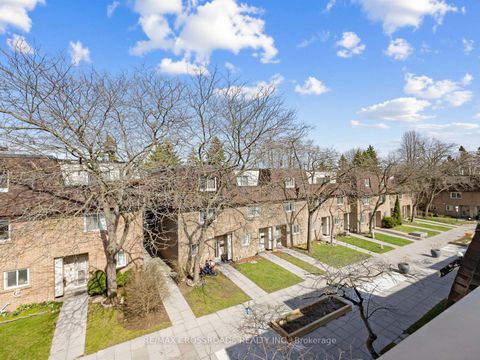 Photo 3 at 57 - 275 Manse Road, West Hill, Toronto