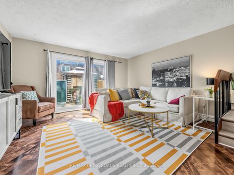 Photo 6 at 57 - 275 Manse Road, West Hill, Toronto