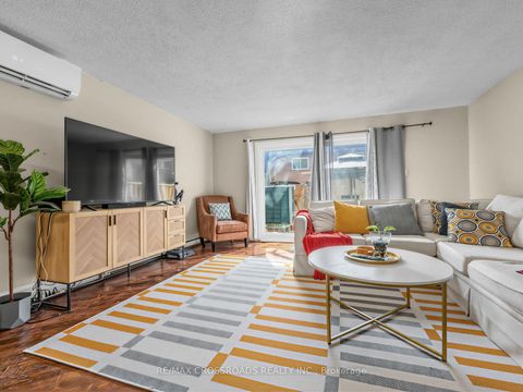 Photo 23 at 57 - 275 Manse Road, West Hill, Toronto