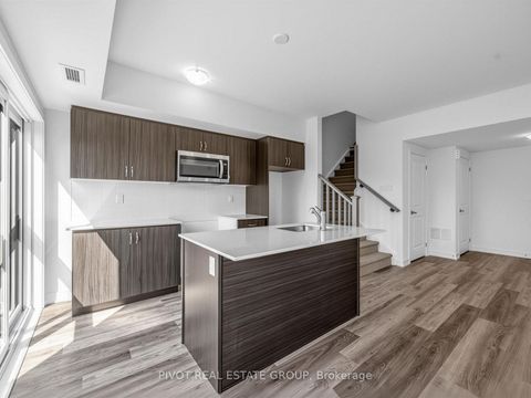 Photo 8 at 2408 - 58 Elizabeth Street S, Mill Pond, Richmond Hill