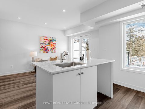 Photo 3 at 3307 - 60 Elizabeth Street S, Mill Pond, Richmond Hill