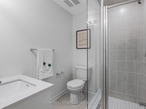 Photo 6 at 3307 - 60 Elizabeth Street S, Mill Pond, Richmond Hill