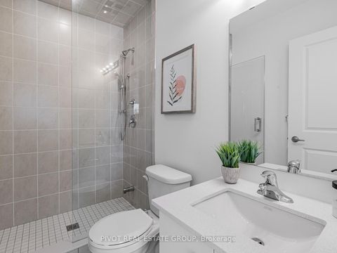 Photo 8 at 3307 - 60 Elizabeth Street S, Mill Pond, Richmond Hill