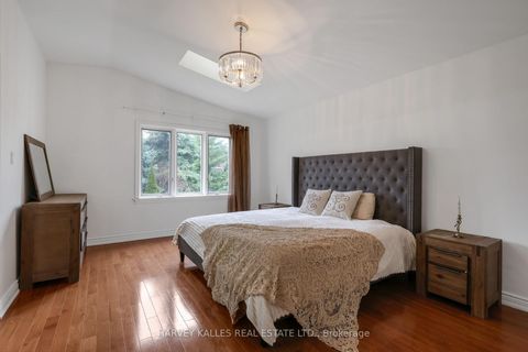 Photo 29 at 204 Brooke Avenue, Nortown, Toronto