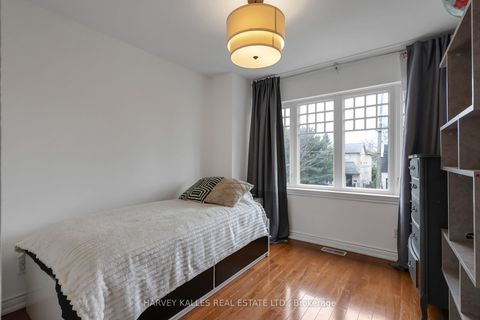 Photo 38 at 204 Brooke Avenue, Nortown, Toronto