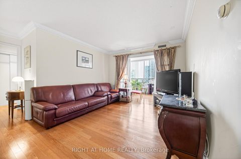 Photo 10 at 905 - 88 Grandview Way, Willowdale East, Toronto