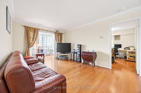 Photo 11 at 905 - 88 Grandview Way, Willowdale East, Toronto