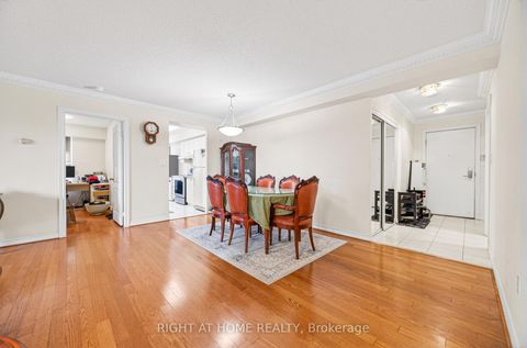 Photo 15 at 905 - 88 Grandview Way, Willowdale East, Toronto