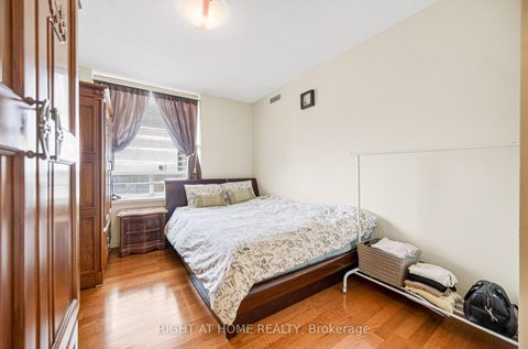 Photo 30 at 905 - 88 Grandview Way, Willowdale East, Toronto