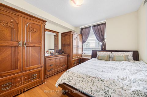 Photo 33 at 905 - 88 Grandview Way, Willowdale East, Toronto
