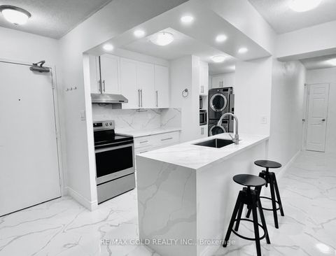 Photo 2 at 1611 - 390 Dixon Road, The Westway, Toronto