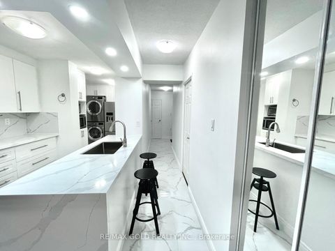 Photo 5 at 1611 - 390 Dixon Road, The Westway, Toronto