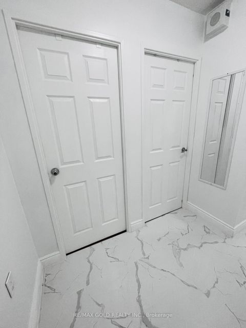 Photo 8 at 1611 - 390 Dixon Road, The Westway, Toronto