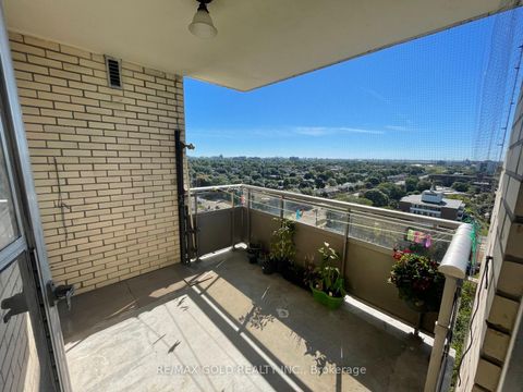 Photo 9 at 1611 - 390 Dixon Road, The Westway, Toronto