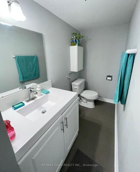 Photo 10 at 1611 - 390 Dixon Road, The Westway, Toronto
