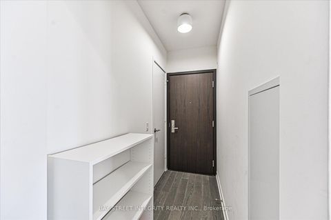 Photo 5 at 3208 - 1 Yorkville Avenue, Annex, Toronto