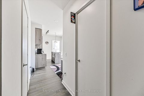 Photo 6 at 3208 - 1 Yorkville Avenue, Annex, Toronto