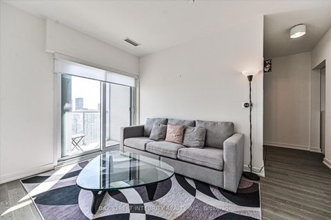 Photo 9 at 3208 - 1 Yorkville Avenue, Annex, Toronto