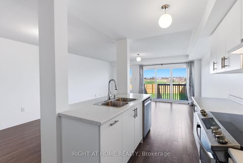 Photo 11 at 152 Sailors Landing, Bowmanville, Clarington