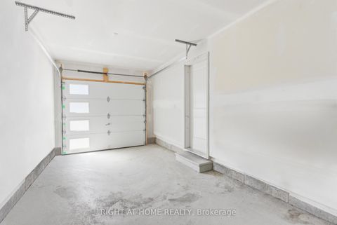 Photo 34 at 152 Sailors Landing, Bowmanville, Clarington