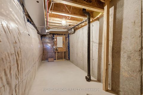 Photo 38 at 152 Sailors Landing, Bowmanville, Clarington