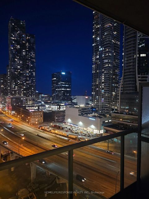 Photo 11 at 1606 - 18 Yonge Street, Waterfront Communities C1, Toronto