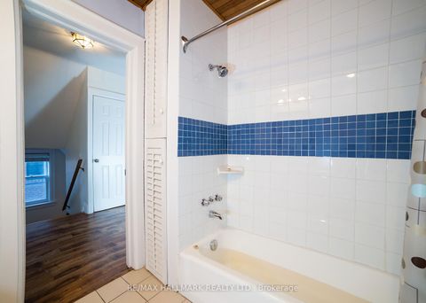 Photo 17 at 40 Snowdon Avenue, Lawrence Park North, Toronto