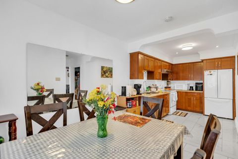 Photo 13 at 62 - 79 Driftwood Avenue, Jane Heights, Toronto