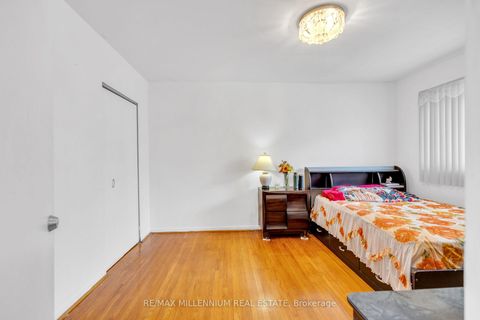 Photo 23 at 62 - 79 Driftwood Avenue, Jane Heights, Toronto