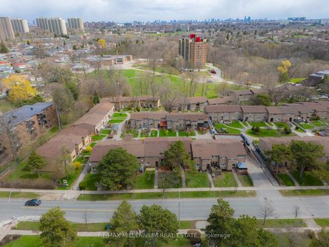 Photo 31 at 62 - 79 Driftwood Avenue, Jane Heights, Toronto
