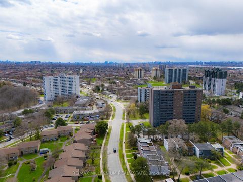 Photo 37 at 62 - 79 Driftwood Avenue, Jane Heights, Toronto