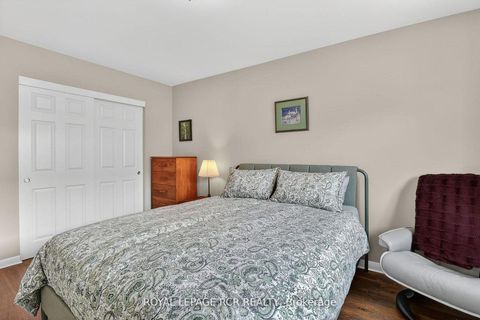 Photo 18 at 6 Ailsa Craig Court, Branson, Toronto