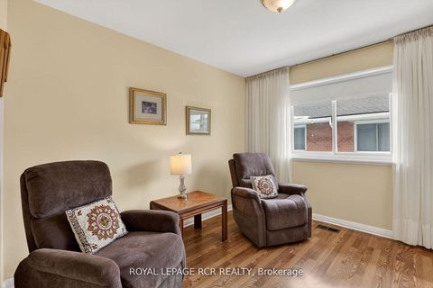 Photo 20 at 6 Ailsa Craig Court, Branson, Toronto