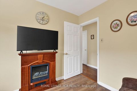 Photo 21 at 6 Ailsa Craig Court, Branson, Toronto