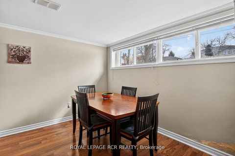Photo 30 at 6 Ailsa Craig Court, Branson, Toronto