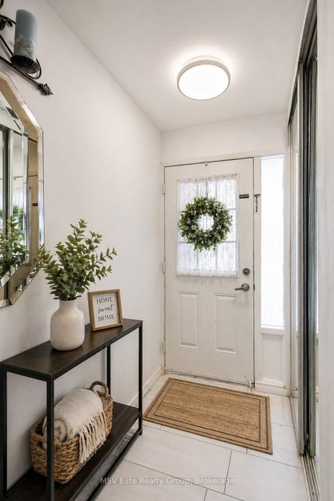 Photo 2 at 2 - 105 Dovedale Drive, Downtown Whitby, Whitby