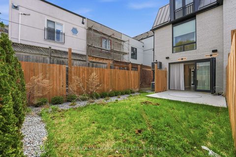 Photo 12 at 48 Shaftesbury Avenue, Moore Park, Toronto