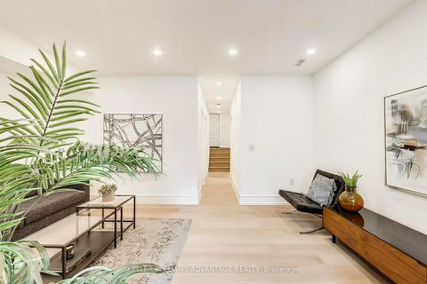 Photo 37 at 104 Yardley Avenue, Parkview, Toronto