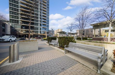 Photo 4 at 905 - 1 Valhalla Inn Road, City Centre West, Toronto