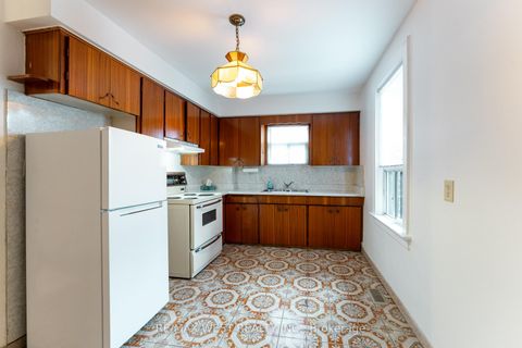 Photo 13 at 675 Durie Street, Bloor West Village, Toronto