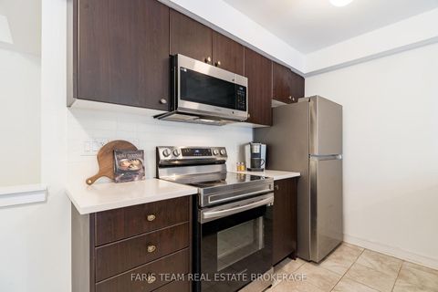 Photo 9 at 39 Appletree Lane, Shore, Barrie