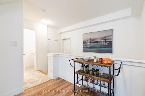 Photo 16 at 39 Appletree Lane, Shore, Barrie