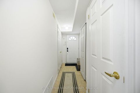 Photo 3 at 5 - 89 Goodwin Drive, Painswick South, Barrie