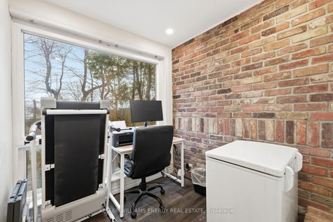 Photo 9 at 42 Oakley Boulevard, Bendale, Toronto