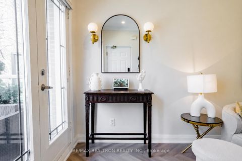 Photo 2 at #8 - 70 Byng Avenue, Willowdale East, Toronto